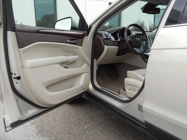 2011 Cadillac SRX Luxury Collection