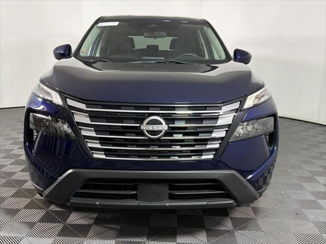 2024 Nissan Rogue SV FWD