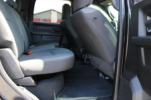 2024 Ram 3500 Tradesman Crew Cab 4x4 8 Box