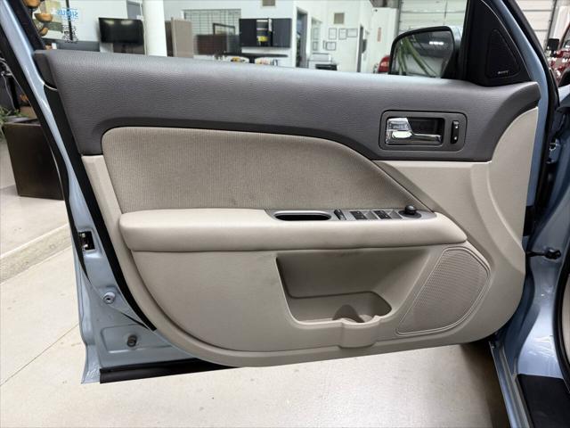 2010 Ford Fusion Hybrid Base 4dr Sedan