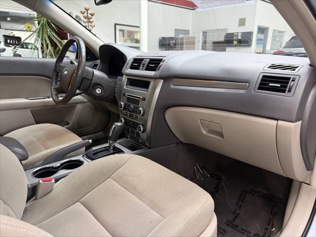 2010 Ford Fusion Hybrid Base 4dr Sedan