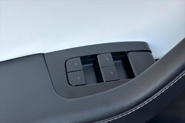 2020 Tesla Model 3 Standard Range Rear-Wheel Drive