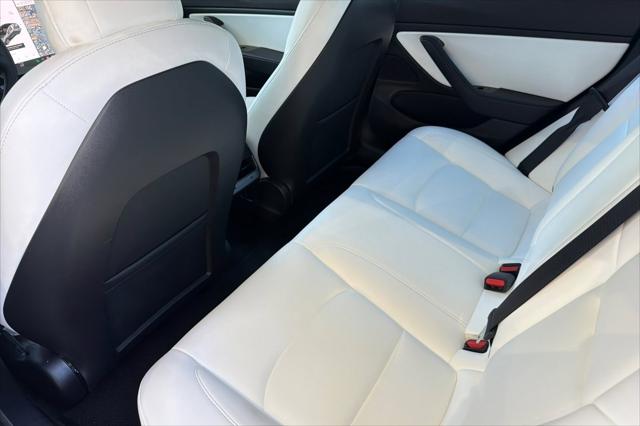 2020 Tesla Model 3 Standard Range Rear-Wheel Drive