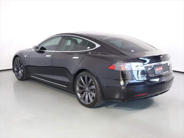 2016 Tesla Model S 90D