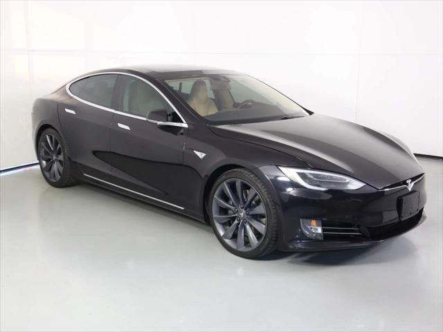 2016 Tesla Model S 90D