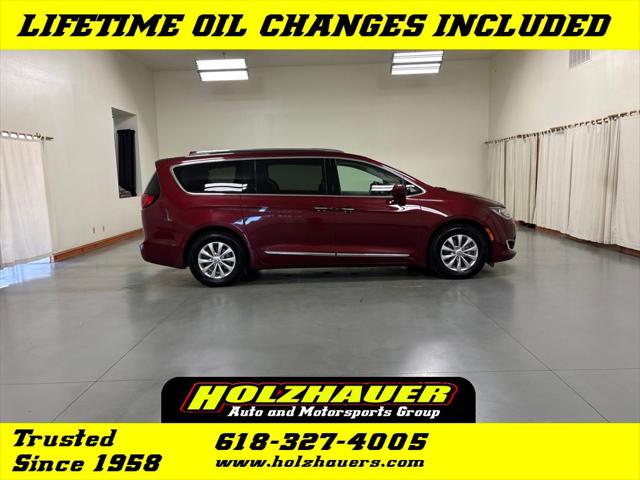 2019 Chrysler Pacifica Touring L for sale in Nashville, IL