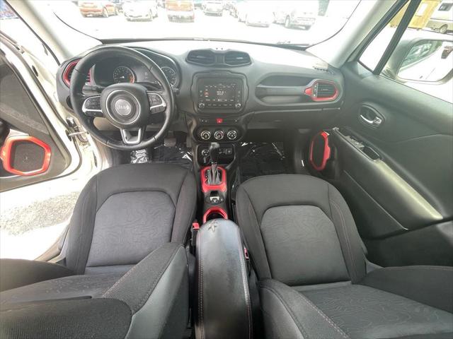 2017 Jeep Renegade Trailhawk 4x4 2017 Jeep Renegade Trailhawk 4x4