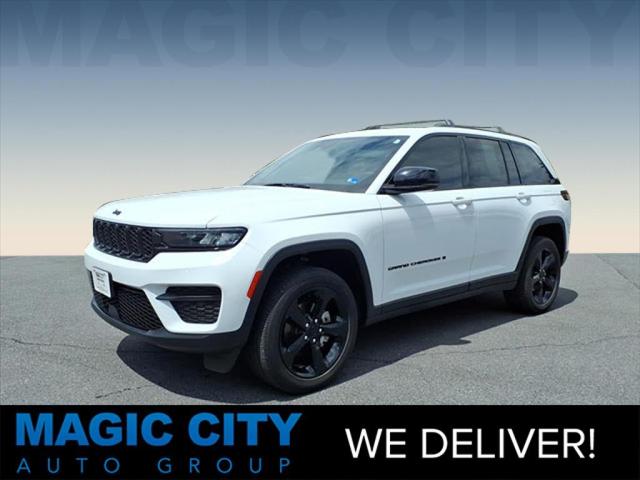 2023 Jeep Grand Cherokee Altitude 4x4 2023 Jeep Grand Cherokee Altitude 4x4