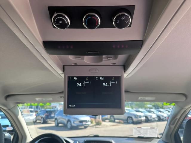 2015 Chrysler Town & Country Touring