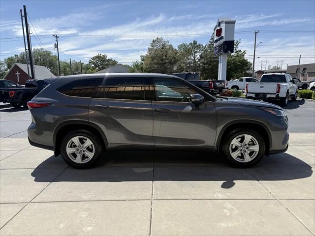 2021 Toyota Highlander LE