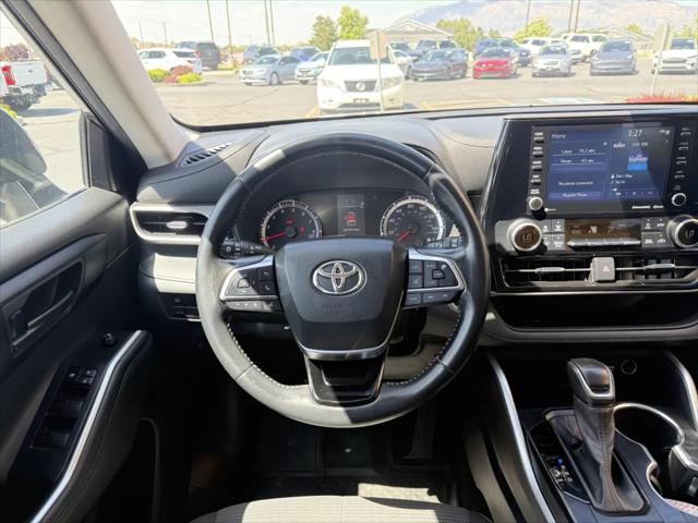 2021 Toyota Highlander LE