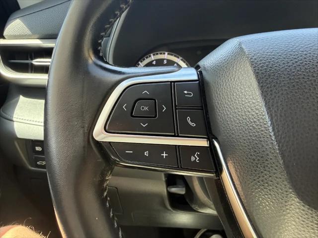 2021 Toyota Highlander LE