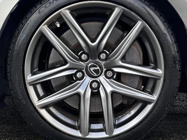 2017 Lexus IS 200t IS Turbo F-Sport