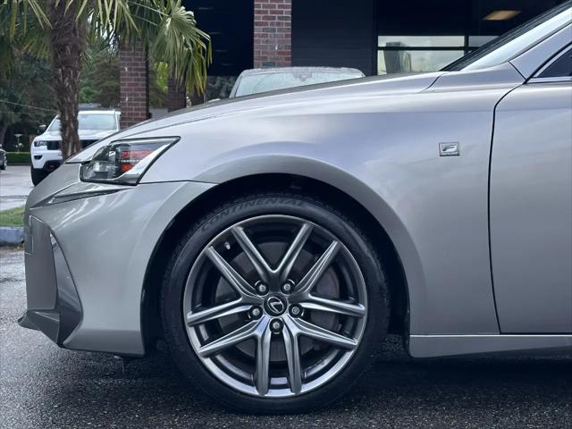2017 Lexus IS 200t IS Turbo F-Sport