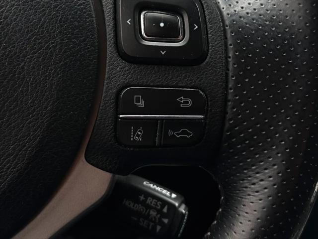 2017 Lexus IS 200t IS Turbo F-Sport