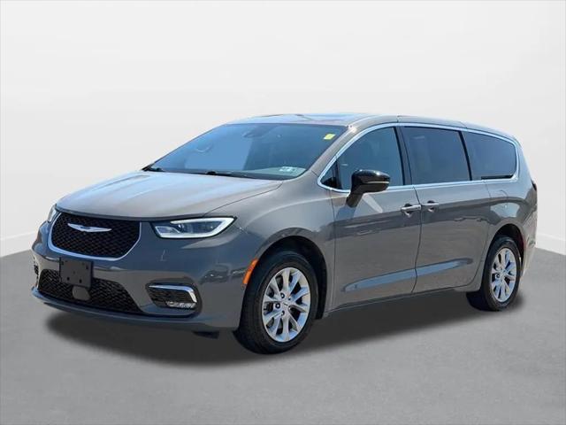 2025 Chrysler Pacifica Select for sale in Mount Hope, WV