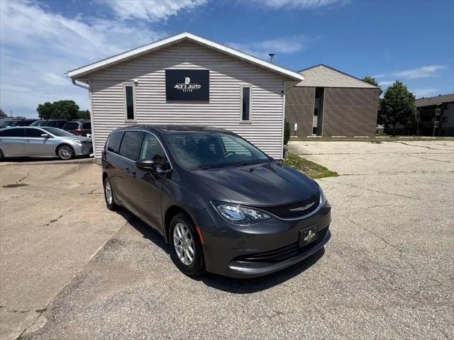 2017 Chrysler Pacifica Touring for sale in La Crosse, WI