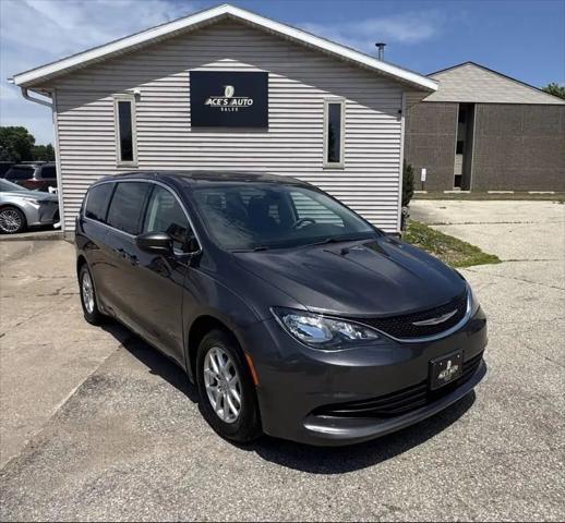 2017 Chrysler Pacifica Touring for sale in La Crosse, WI