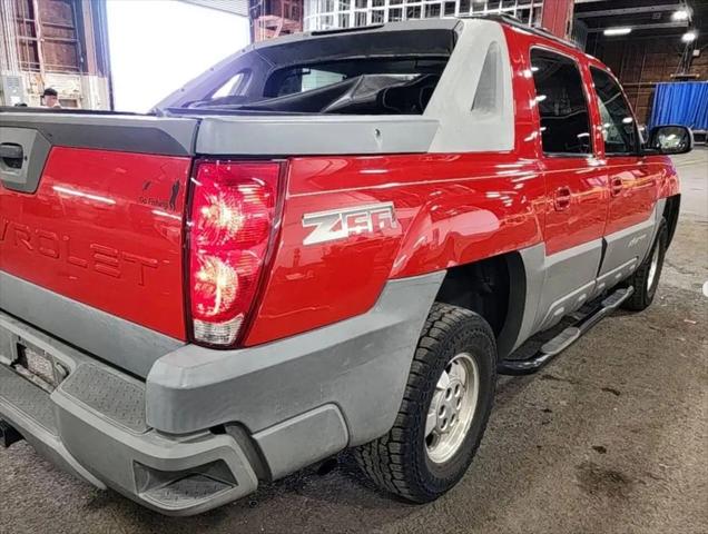 2002 Chevrolet Avalanche 1500 for sale in Milwaukie, OR