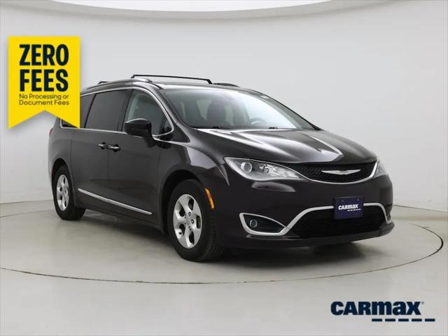 2017 Chrysler Pacifica Touring-L Plus for sale in Warrensville Heights, OH