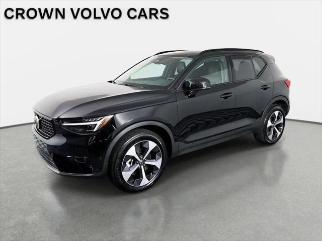 2026 Volvo XC40 Plus, B5 AWD Gas (mild hybrid), Dark for sale in St Petersburg, FL