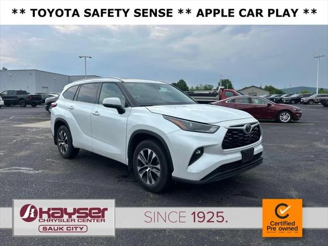 2022 Toyota Highlander XLE for sale in Sauk City, WI