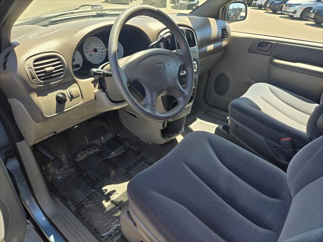 2003 Dodge Caravan SE