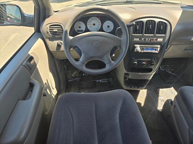 2003 Dodge Caravan SE
