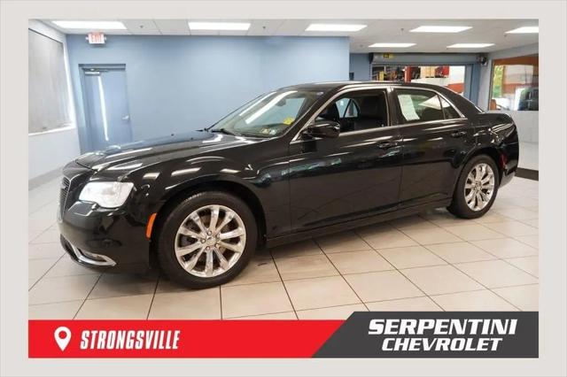 2016 Chrysler 300 Limited for sale in Strongsville, OH