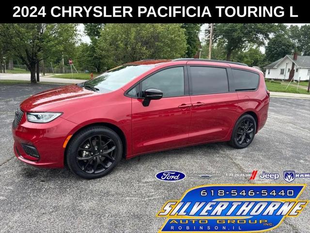 2024 Chrysler Pacifica Touring L for sale in Robinson, IL
