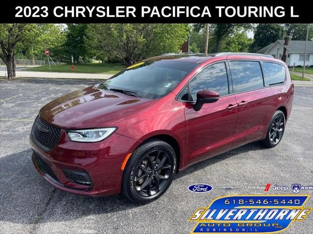 2023 Chrysler Pacifica Touring L AWD for sale in Robinson, IL