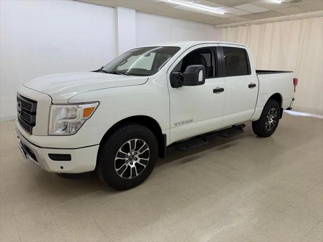 2024 Nissan Titan Crew Cab SV 4x4 for sale near Celina, OH