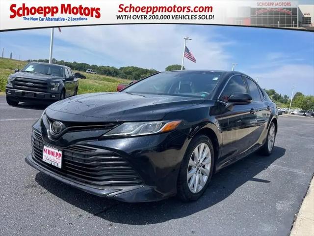 2018 Toyota Camry LE for sale in Middleton, WI