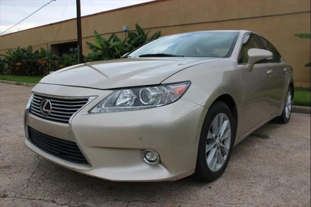 2015 Lexus ES 300h Base for sale in Houston, TX