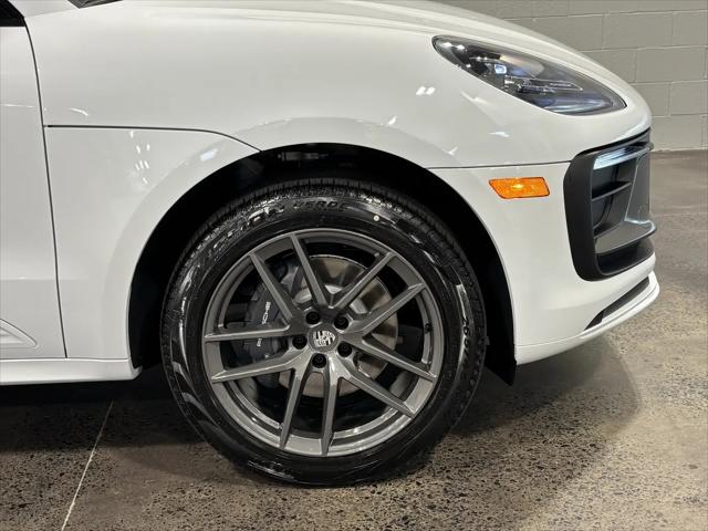 2026 Porsche Macan T