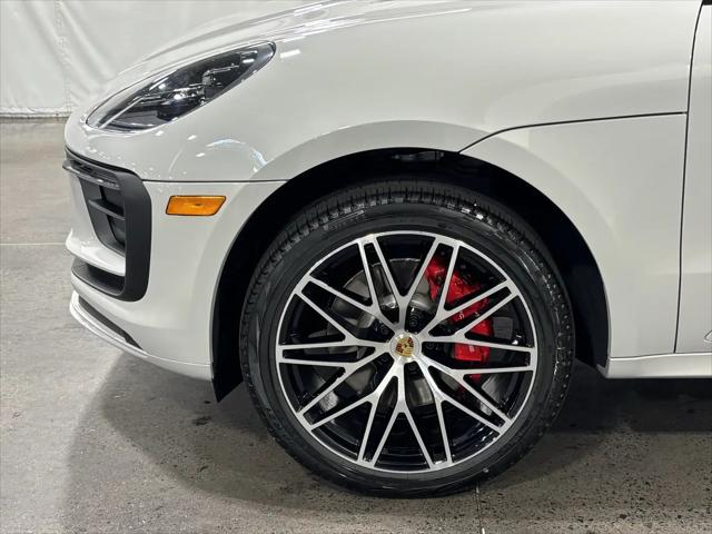 2026 Porsche Macan S