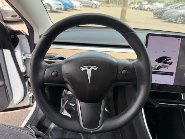 2020 Tesla Model 3 Standard Range Rear-Wheel Drive