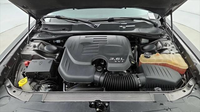 2022 Dodge Challenger SXT