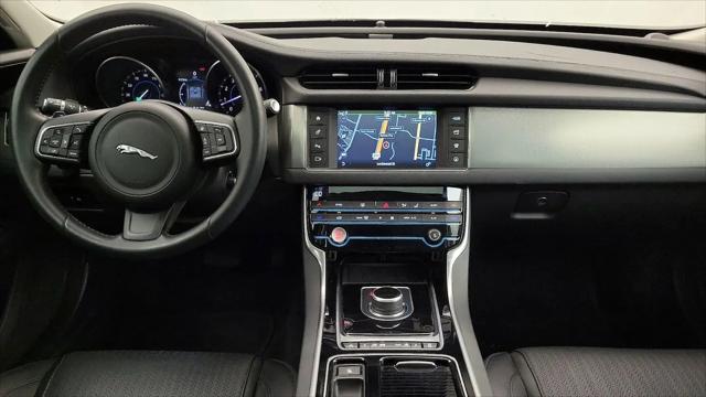 2017 Jaguar XF 35t Prestige