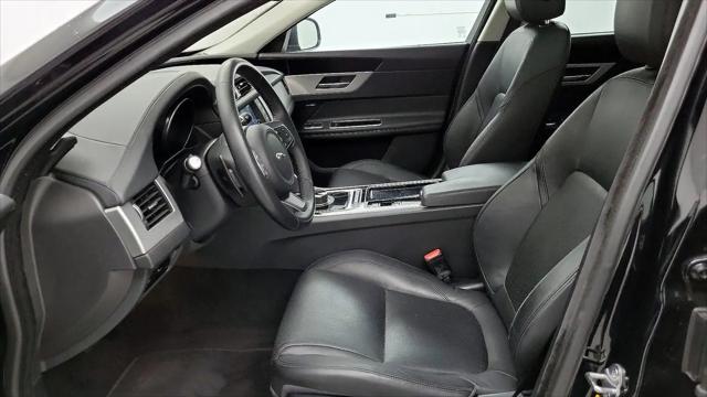 2017 Jaguar XF 35t Prestige