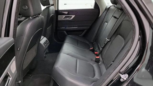 2017 Jaguar XF 35t Prestige