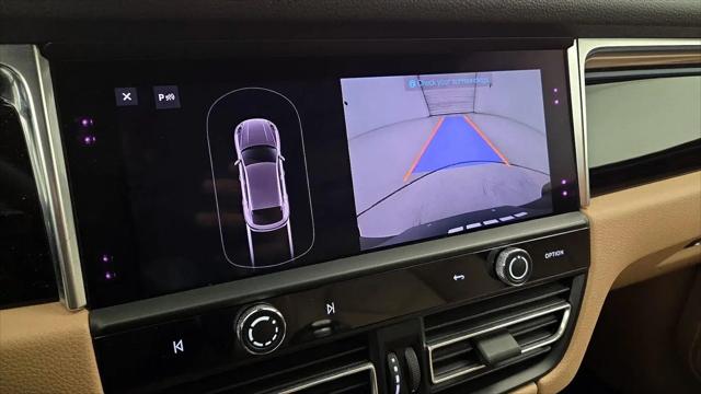 2023 Porsche Macan T