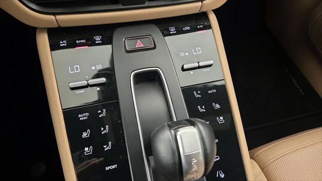 2023 Porsche Macan T