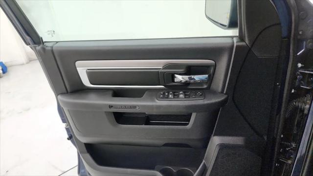 2023 Ram 1500 Classic Warlock Crew Cab 4x4 5'7" Box