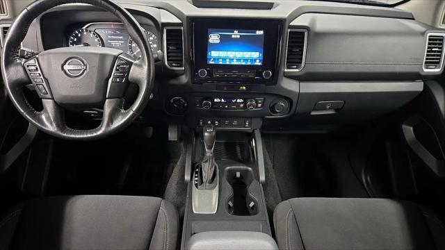 2022 Nissan Frontier Crew Cab SV 4x4