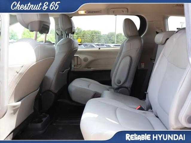 2021 Toyota Sienna XLE