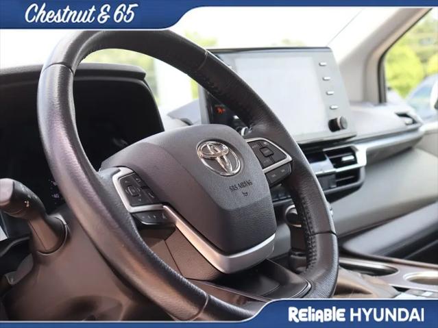 2021 Toyota Sienna XLE