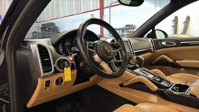 2018 Porsche Cayenne Cayenne