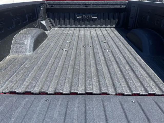 2026 GMC Sierra 2500HD Crew Cab, Standard Bed, AT4, 4WD