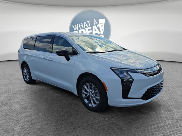 2027 Chrysler Pacifica PACIFICA SELECT AWD 2027 Chrysler Pacifica PACIFICA SELECT AWD